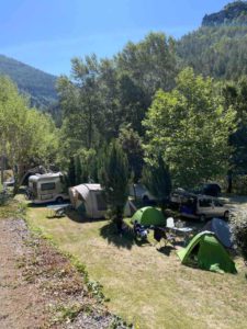 Emplacement tente et caravane au camping des Gorges du Tarn