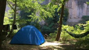 Emplacement tente et caravane au camping des Gorges du Tarn
